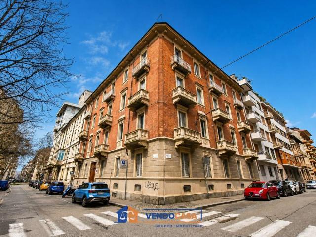 Appartamento in vendita a Torino TO