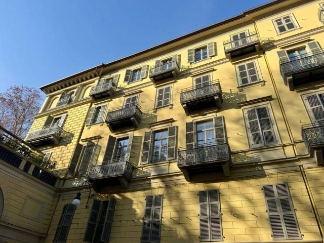 Appartamento in vendita a Torino TO