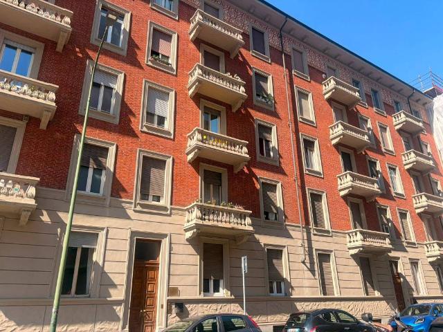 Appartamento in vendita a Torino TO