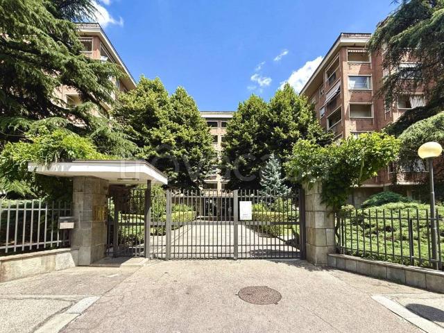 Appartamento in vendita a Torino via Amedeo Ugolini, 9, Mirafiori Sud Onorato Vigliani