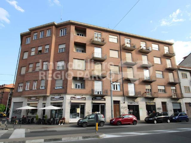 Appartamento in vendita a Torino via Bologna, 254bis, Regio Parco