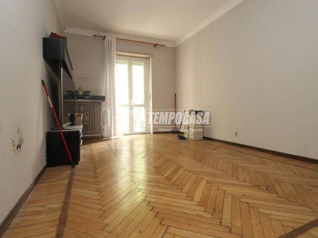 Appartamento in vendita a Torino via Breglio 82, Borgo Vittoria