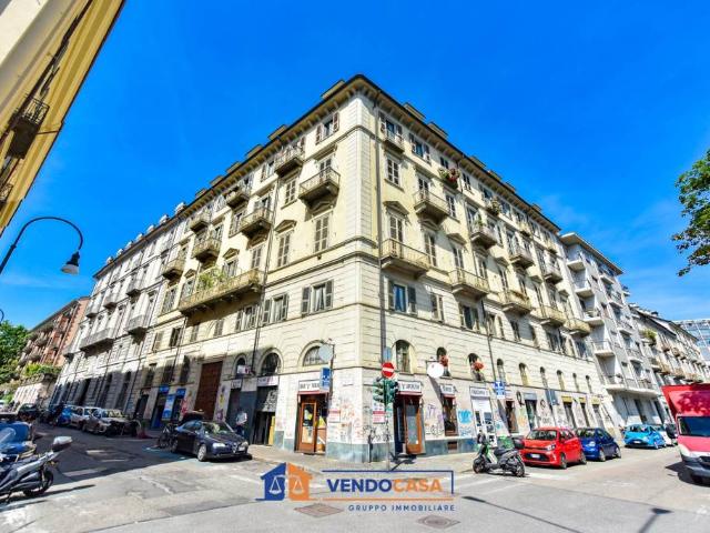 Appartamento in vendita a Torino via Giulia di Barolo, 7, Giardini Reali