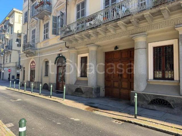 Appartamento in vendita a Torino via Giuseppe Mazzini 48, Via della Rocca