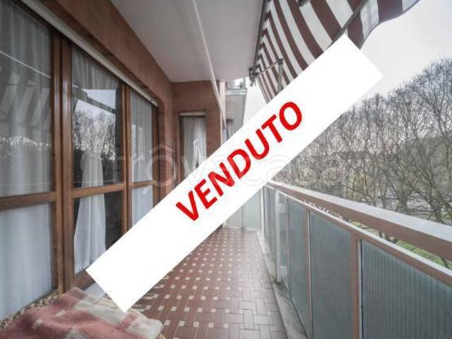Appartamento in vendita a Torino via Pallanza, 38, Vanchiglietta
