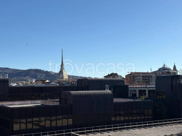 Appartamento in vendita a Torino via Pisa, 18, Aurora