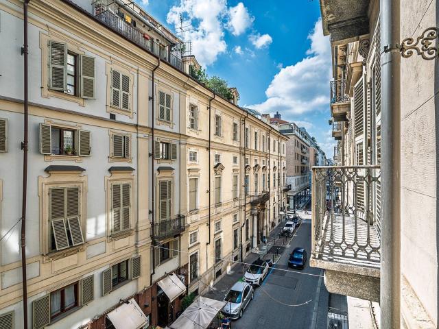 Appartamento in vendita a Torino, Centro 185m² Torino