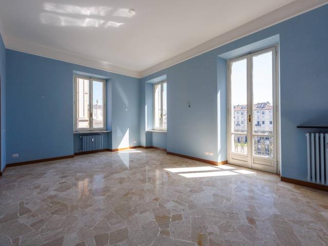 Appartamento in vendita a Torino, Centro 234m² Torino