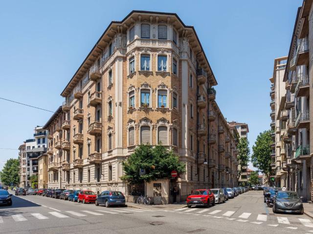 Appartamento in vendita a Torino, Cit Turin
