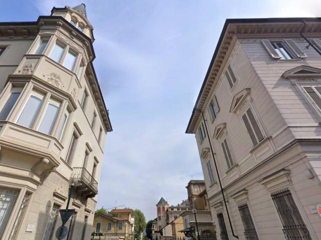 Appartamento in vendita a Torino corso Duca degli Abruzzi, Crocetta