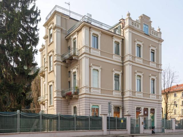 Appartamento in vendita a Torino, Precollina 82m² Torino