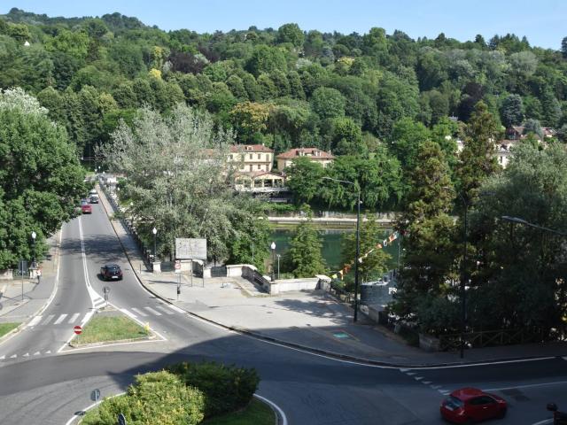 Appartamento in vendita a Torino, San Salvario