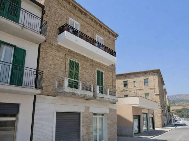 Appartamento in vendita a Torre de' Passeri PE