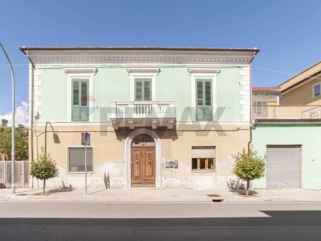 Appartamento in vendita a Torre de' Passeri via Garibaldi, 176