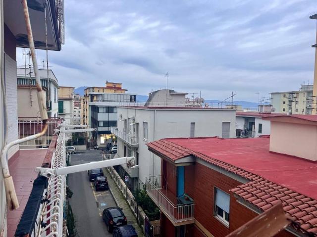 Appartamento in vendita a Torre del Greco NA