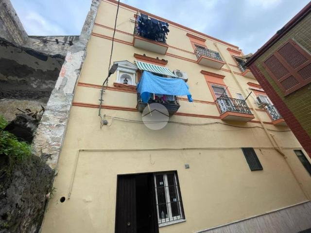 Appartamento in vendita a Torre del Greco NA