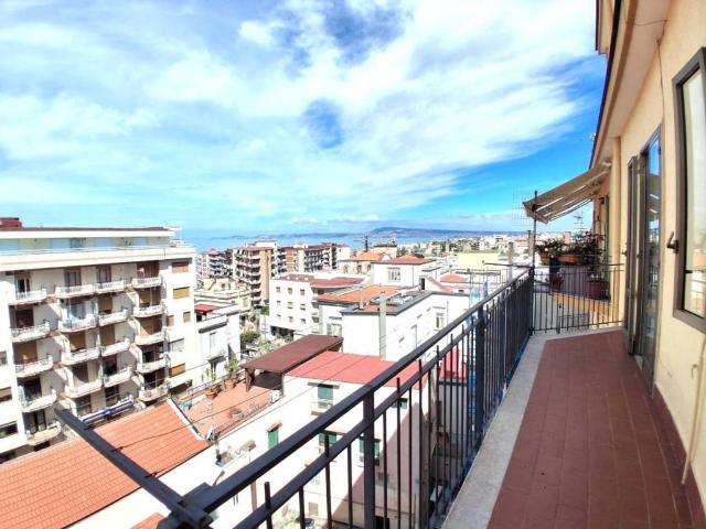 Appartamento in vendita a Torre del Greco NA