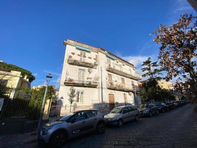 Appartamento in vendita a Torre del Greco NA