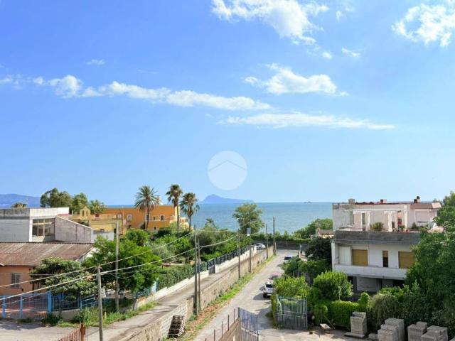 Appartamento in vendita a Torre del Greco NA