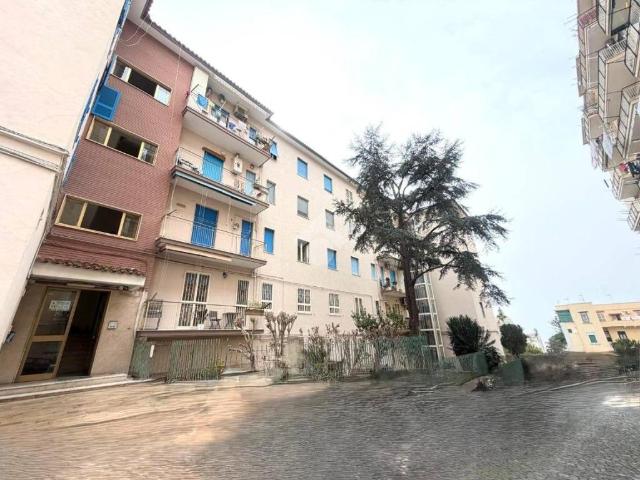Appartamento in vendita a Torre del Greco NA