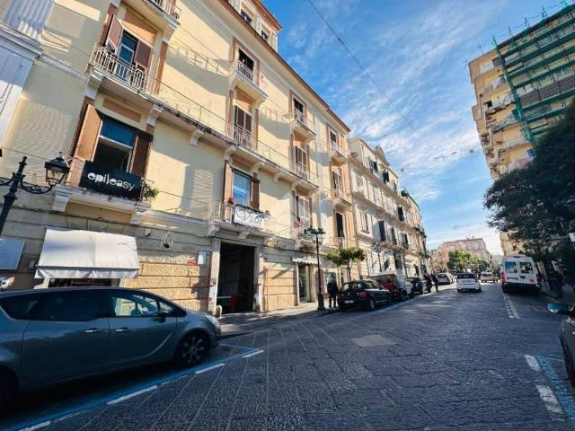 Appartamento in vendita a Torre del Greco NA