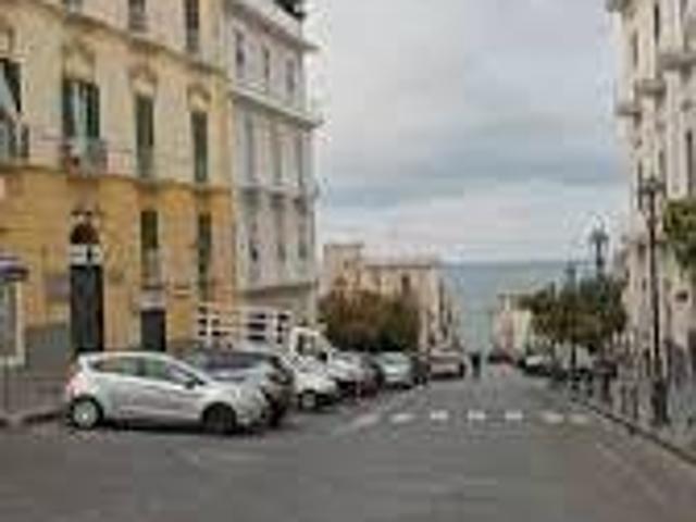 Appartamento in vendita a Torre del Greco NA