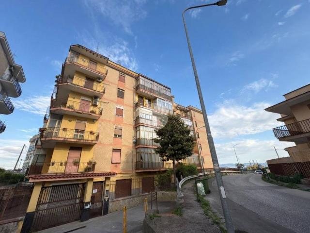 Appartamento in vendita a Torre del Greco NA