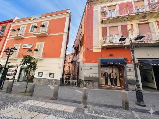 Appartamento in vendita a Torre del Greco NA