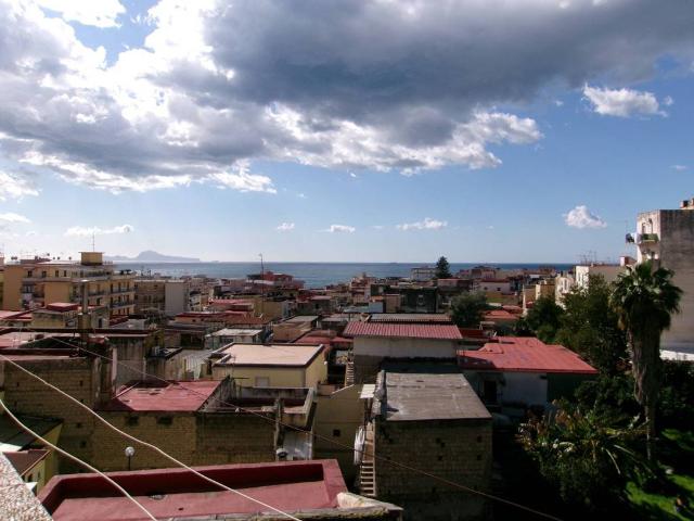 Appartamento in vendita a Torre del Greco NA