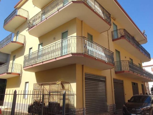 Appartamento in vendita a Torrenova ME