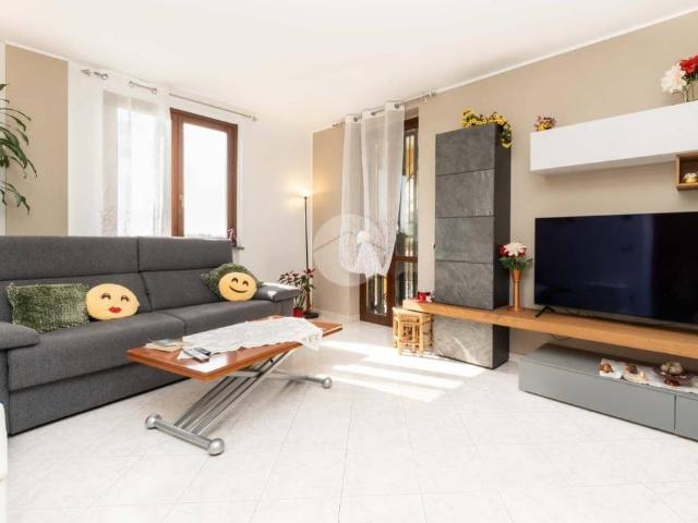 Appartamento in vendita a Torrevecchia Pia PV