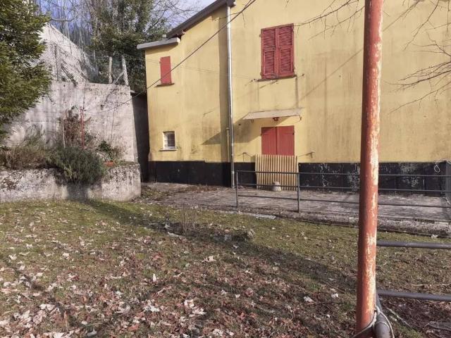 Appartamento in vendita a Torriglia GE