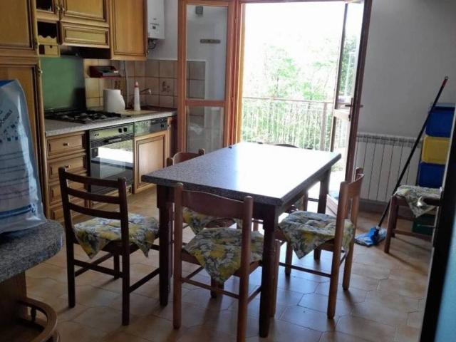 Appartamento in vendita a Torriglia GE