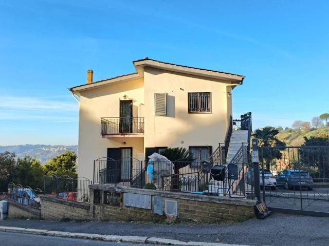 Appartamento in vendita a Torrita Tiberina RM