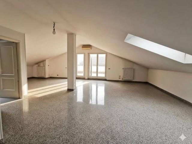 Appartamento in vendita a Tortona AL