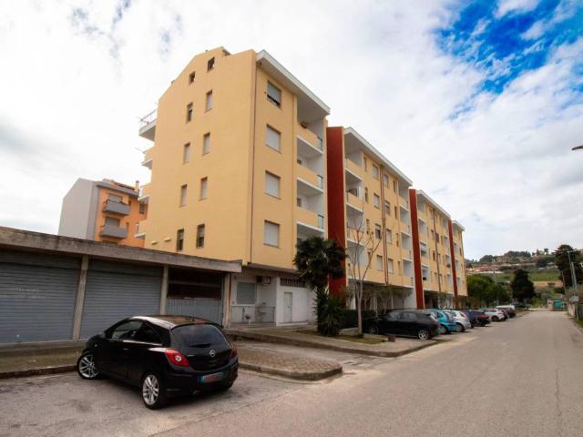 Appartamento in vendita a Tortoreto TE