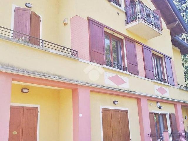 Appartamento in vendita a Travedona Monate VA