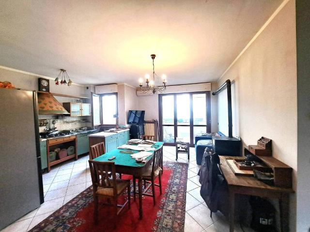 Appartamento in vendita a Traversetolo PR