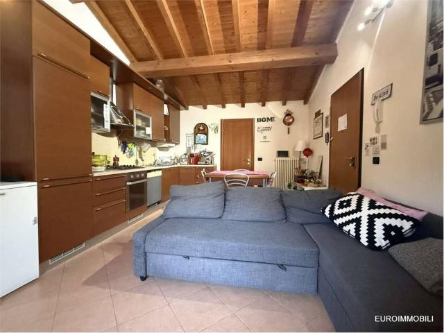 Appartamento in vendita a Traversetolo PR