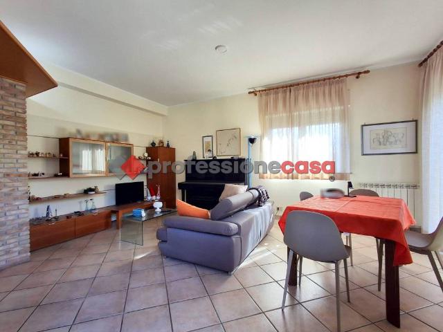 Appartamento in vendita a Trecastagni CT