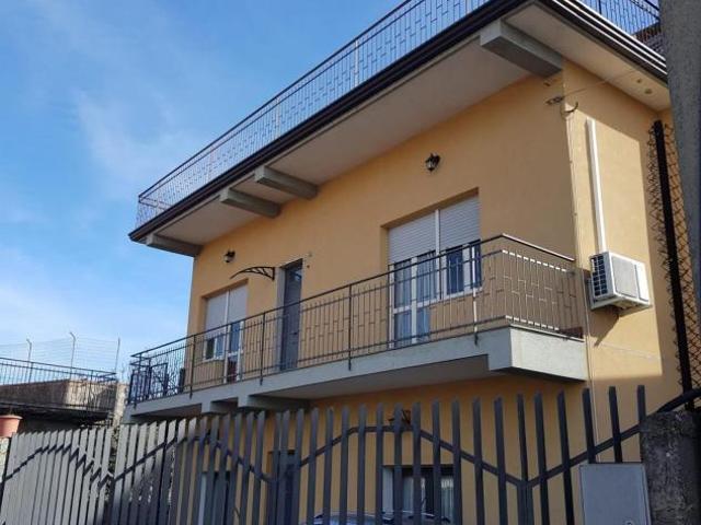 Appartamento in vendita a Trecastagni
