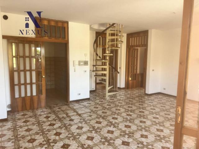 Appartamento in vendita a Trecastelli AN