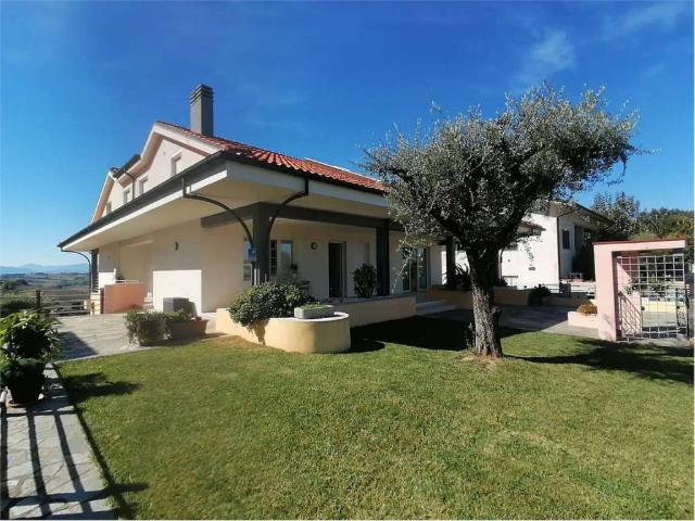 Appartamento in vendita a Trecastelli AN