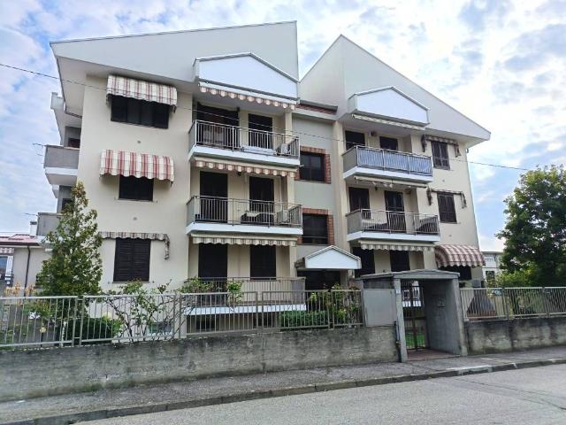 Appartamento in vendita a Trecate NO