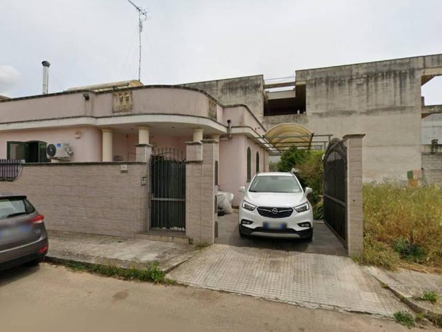 Appartamento in vendita a Trepuzzi LE