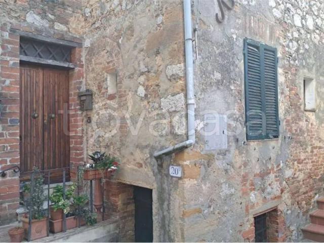 Appartamento in vendita a Trequanda