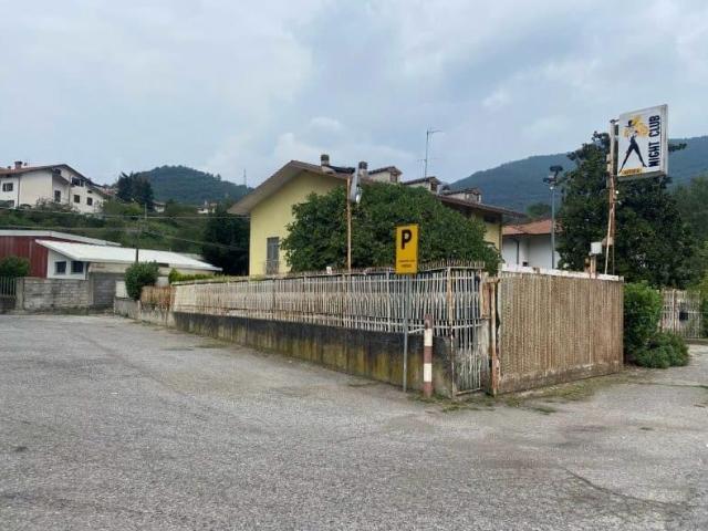 Appartamento in vendita a Trescore Balneario