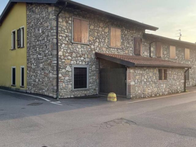 Appartamento in vendita a Trescore Balneario BG