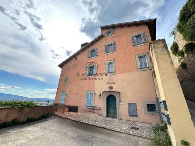 Appartamento in vendita a Trevi PG