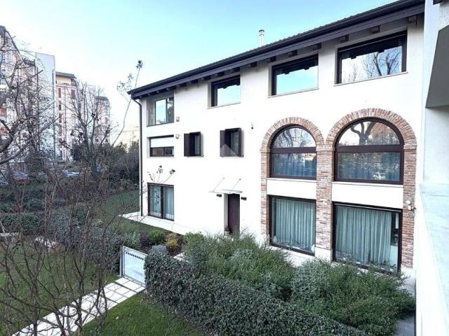 Appartamento in vendita a Treviso TV